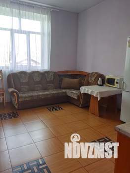 Дом 200м², 2-этажный, посуточно,