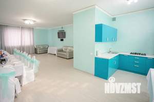 Дом 300м², 3-этажный, посуточно,