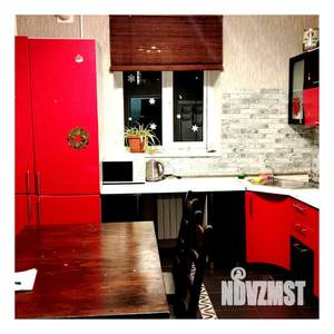 Дом 300м², 2-этажный, посуточно,