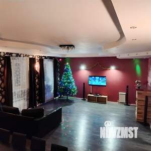 Дом 300м², 2-этажный, посуточно,