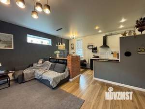 Дом 100м², 100-этажный, участок 8 сот.