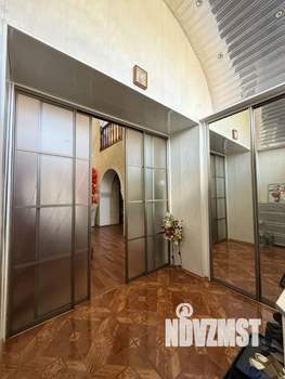 Коттедж 347м², 2-этажный, участок 8 сот.