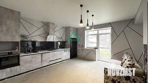 Дом 214м², 2-этажный, участок 6 сот.