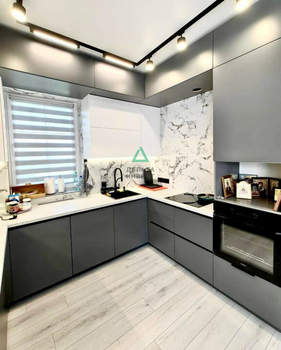 Дом 160м², 2-этажный, участок 6 сот.