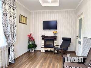 Дом 290м², 3-этажный, участок 6 сот.