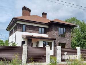 Коттедж 300м², 2-этажный, участок 14 сот.