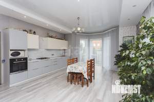 Дом 360м², 3-этажный, участок 15 сот.