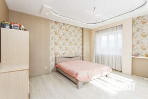 Дом 360м², 3-этажный, участок 15 сот.