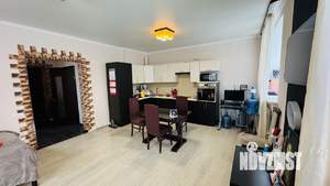 Таунхаус 100м², 2-этажный, участок 4 сот.