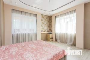 Дом 360м², 3-этажный, участок 15 сот.