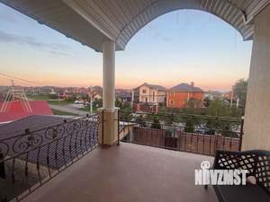 Дом 488м², 3-этажный, участок 16 сот.