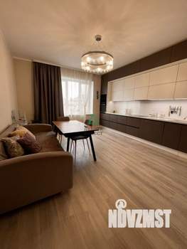 Дом 276м², 2-этажный, участок 15 сот.