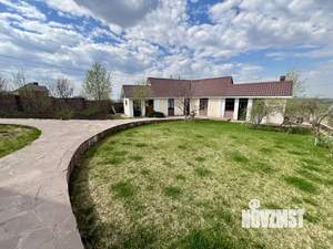 Коттедж 242м², 2-этажный, участок 15 сот.