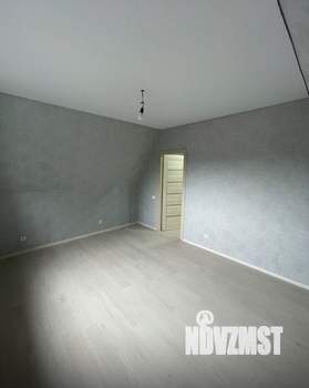 Дом 80м², 2-этажный, участок 5 сот.