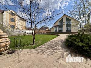 Коттедж 242м², 2-этажный, участок 15 сот.