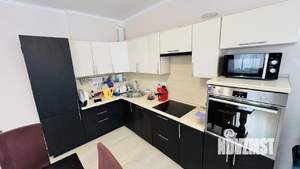 Таунхаус 100м², 2-этажный, участок 4 сот.