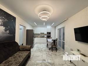 Дом 100м², 2-этажный, участок 6 сот.