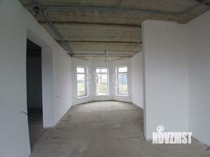 Дом 137м², 2-этажный, участок 6 сот.