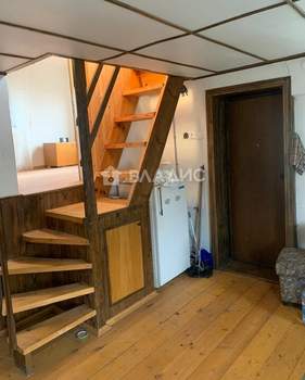 Дом 90м², 3-этажный, участок 5 сот.