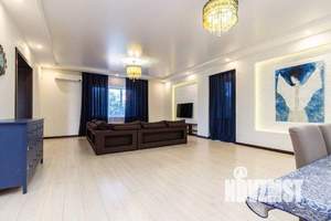 Дом 350м², 3-этажный, участок 8 сот.