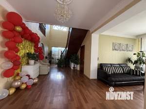 Коттедж 347м², 2-этажный, участок 8 сот.