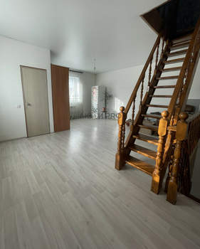 Дом 132м², 3-этажный, участок 6 сот.