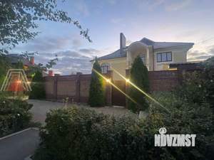 Дом 488м², 3-этажный, участок 16 сот.