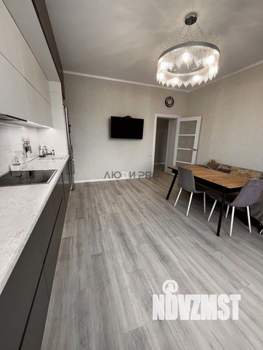 Дом 276м², 2-этажный, участок 15 сот.