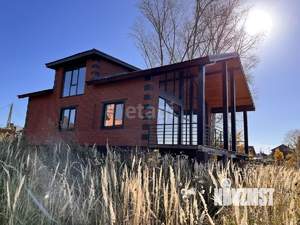 Дом 220м², 2-этажный, участок 12 сот.