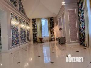 Дом 405м², 2-этажный, участок 20 сот.