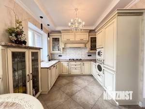 Дом 290м², 3-этажный, участок 6 сот.