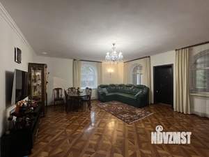 Дом 187м², 3-этажный, участок 7 сот.