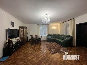 Дом 187м², 3-этажный, участок 7 сот.