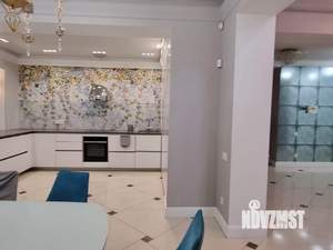 Дом 405м², 2-этажный, участок 20 сот.