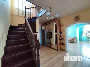 Коттедж 275м², 2-этажный, участок 15 сот.