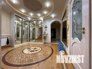 Таунхаус 392м², 3-этажный, участок 1 сот.