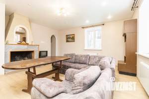 Коттедж 326м², 3-этажный, участок 15 сот.