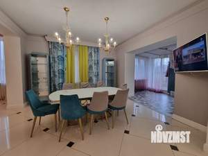 Дом 405м², 2-этажный, участок 20 сот.