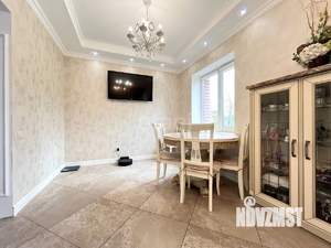 Дом 290м², 3-этажный, участок 6 сот.