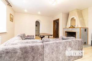 Коттедж 326м², 3-этажный, участок 15 сот.