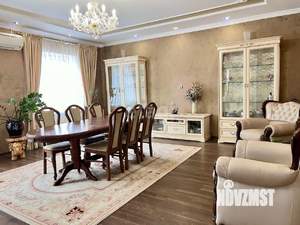 Дом 290м&sup2;, 3-этажный, на длительный срок, 