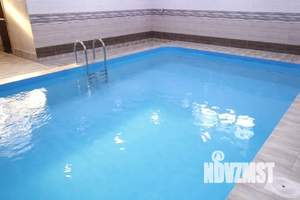 Дом 320м&sup2;, 3-этажный, посуточно, 