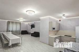 Дом 320м&sup2;, 3-этажный, посуточно, 