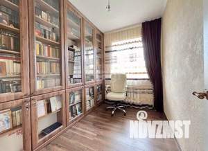 Дом 290м&sup2;, 3-этажный, на длительный срок, 