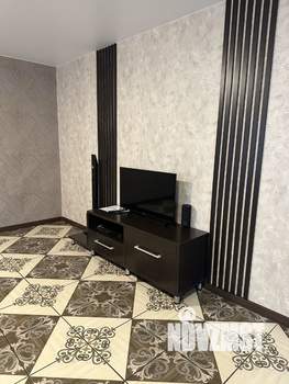 Дом 200м&sup2;, 2-этажный, посуточно, 