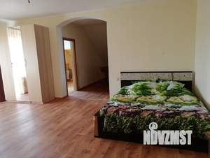 Дом 200м&sup2;, 2-этажный, посуточно, 