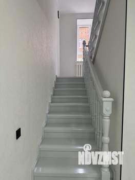 Коттедж 350м&sup2;, 5-этажный, на длительный срок, 