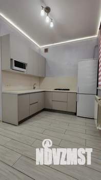 Дом 320м&sup2;, 3-этажный, посуточно, 