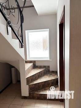 Дом 200м&sup2;, 2-этажный, посуточно, 