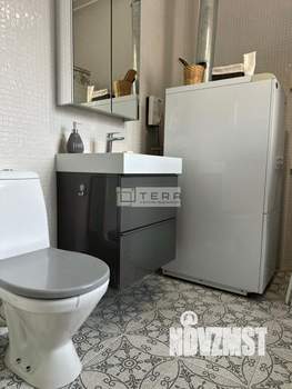 Коттедж 180м², 2-этажный, на длительный срок, 